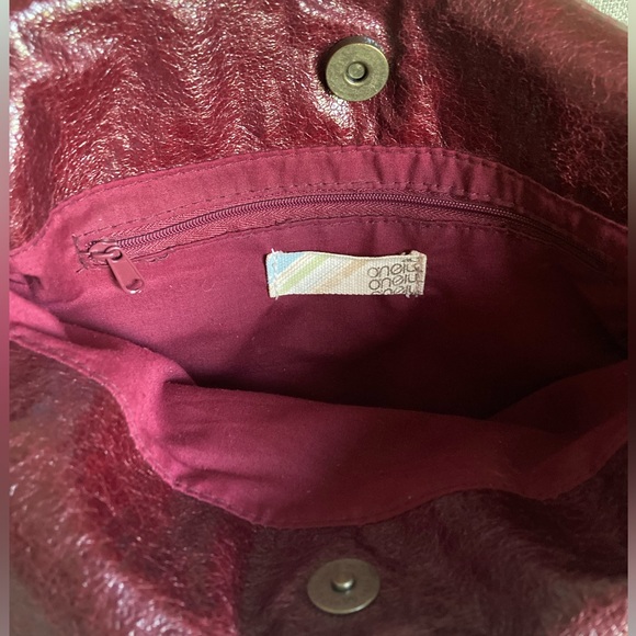 Burgundy O’Neill shoulder bag with pink floral print - Picture 4 of 8